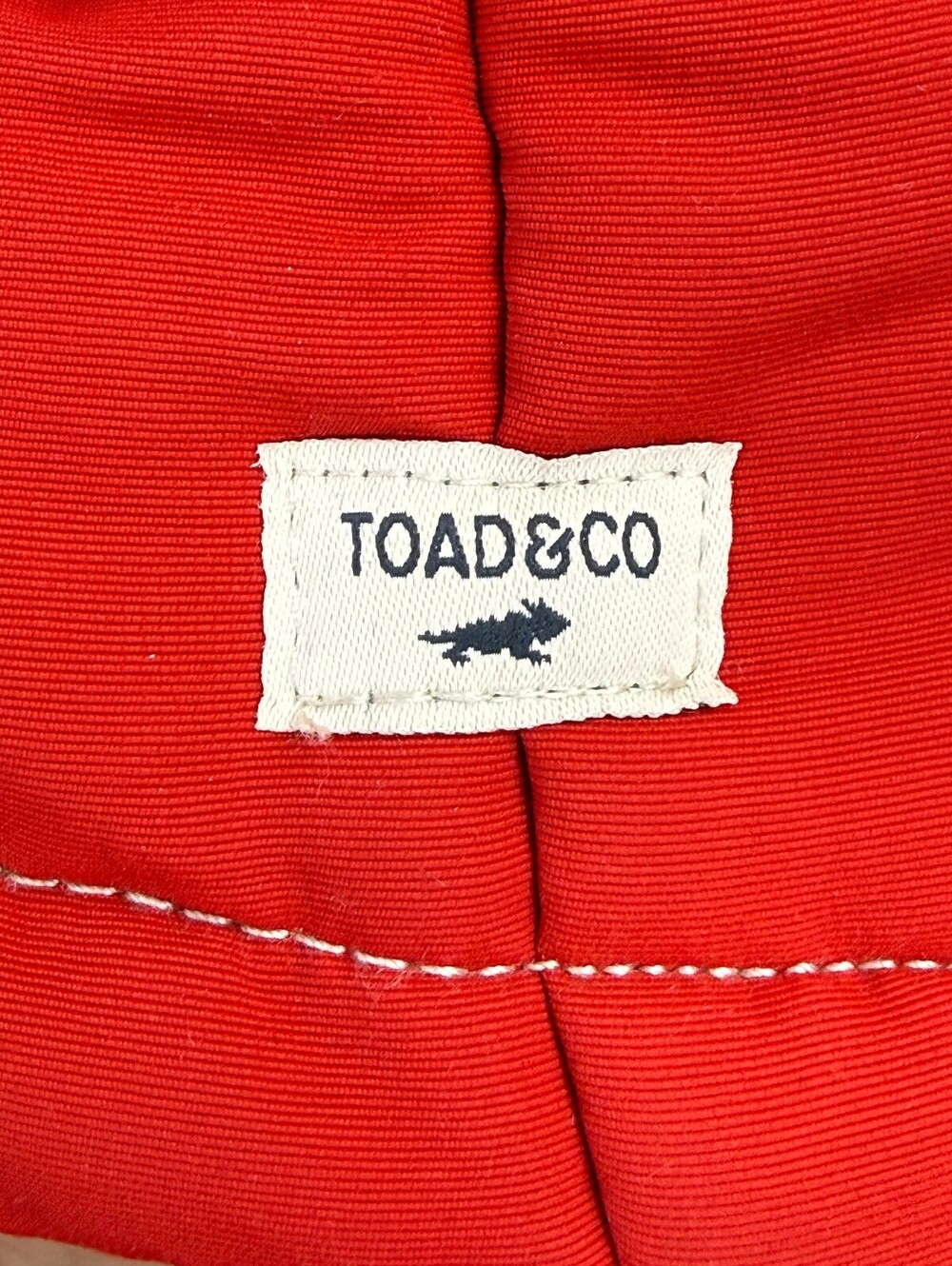 Toad&Co Canoe Red Forester Pass Plaid Lining Puffer Vest - Size - Medium - Picture 7 of 10